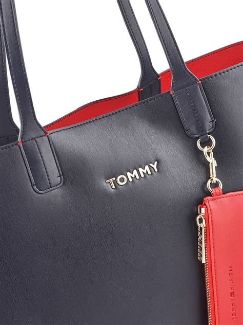 tommy hilfiger handbag sale|tommy hilfiger shoulder bag women's.